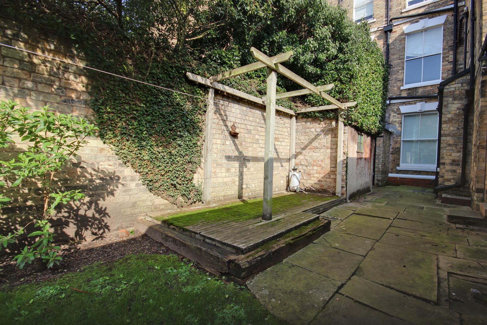 27 New Walk, Beverley